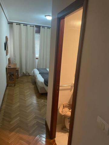 Albergue Hostal Sao Telmo Tui Exteriör bild